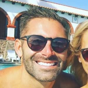 Meet your Posher, Wesley